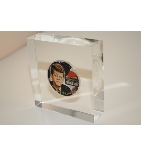 JOHN KENNEDY 1 oz American Silver Eagle Colorized Coin Lucite Paperweight Square